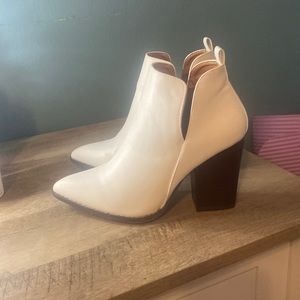 White boots. Size 8